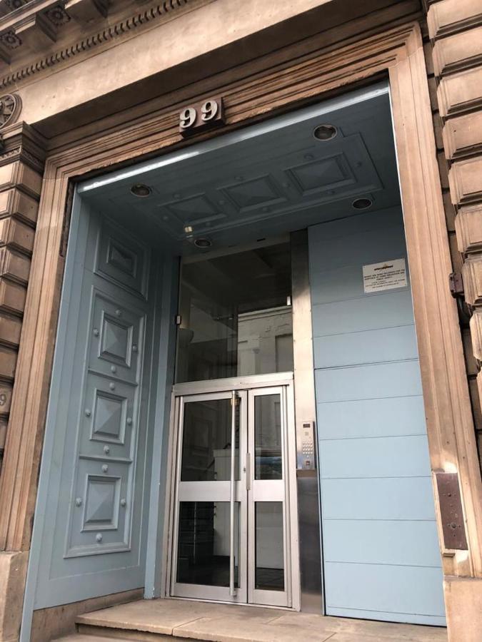 Comfy Two Bedroom Apartment Right In The City Centre Glasgow Exterior photo
